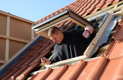 Pose de fenêtres de toit Velux à Dommarien